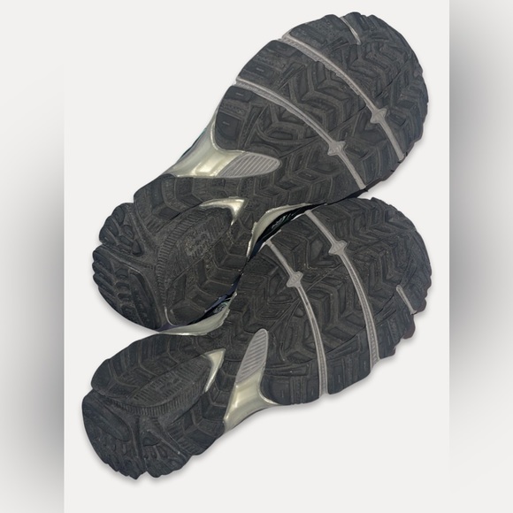 Women’s ASICS GEL KAHANA 8 - size 7 - Picture 4 of 7